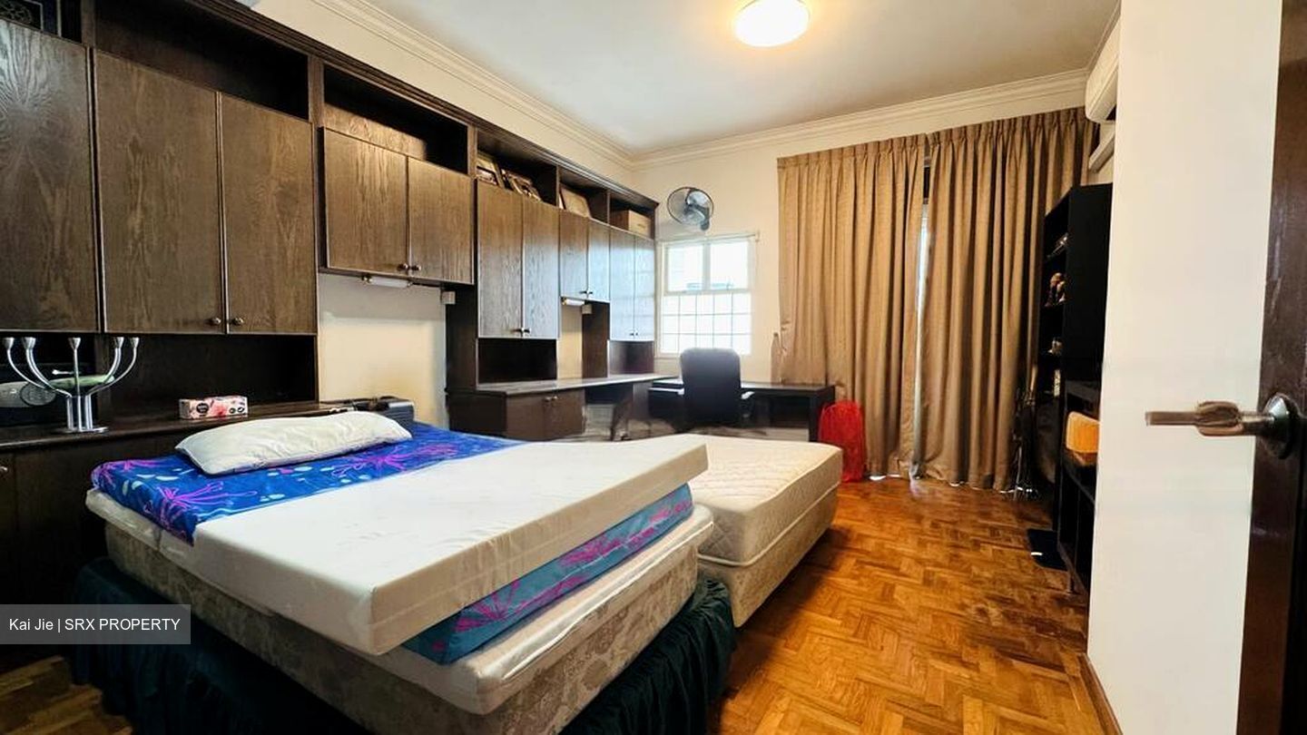 Fernvale Road (D28), Terrace #463428891